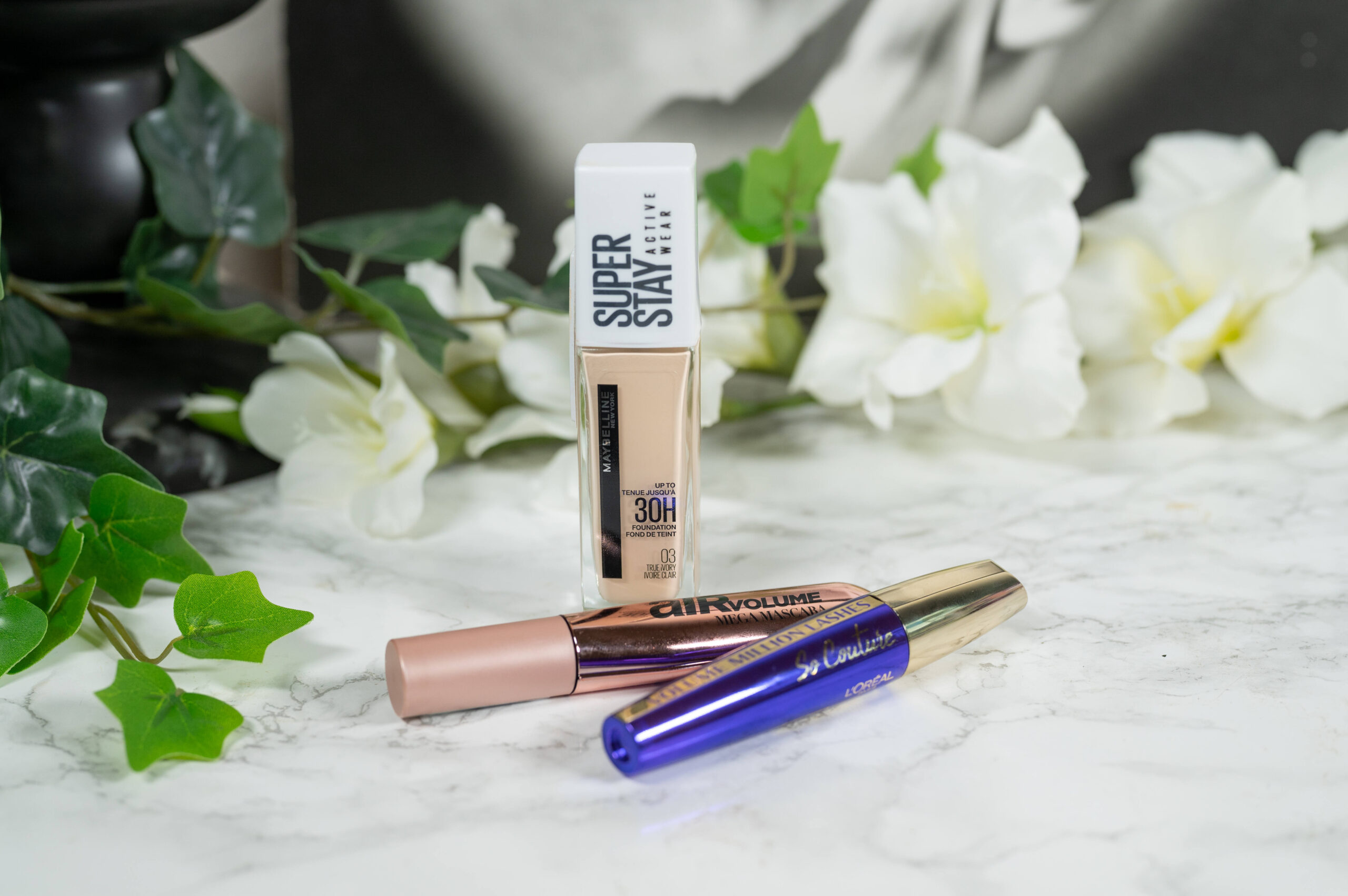 A foundation by Maybelline, two mascaras by L'Oréal